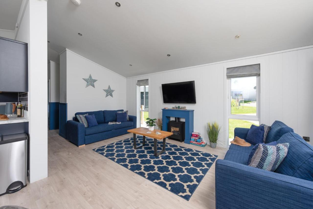 Buttercup Lodge, 33 Roadford Lake Lodges Lifton Dış mekan fotoğraf