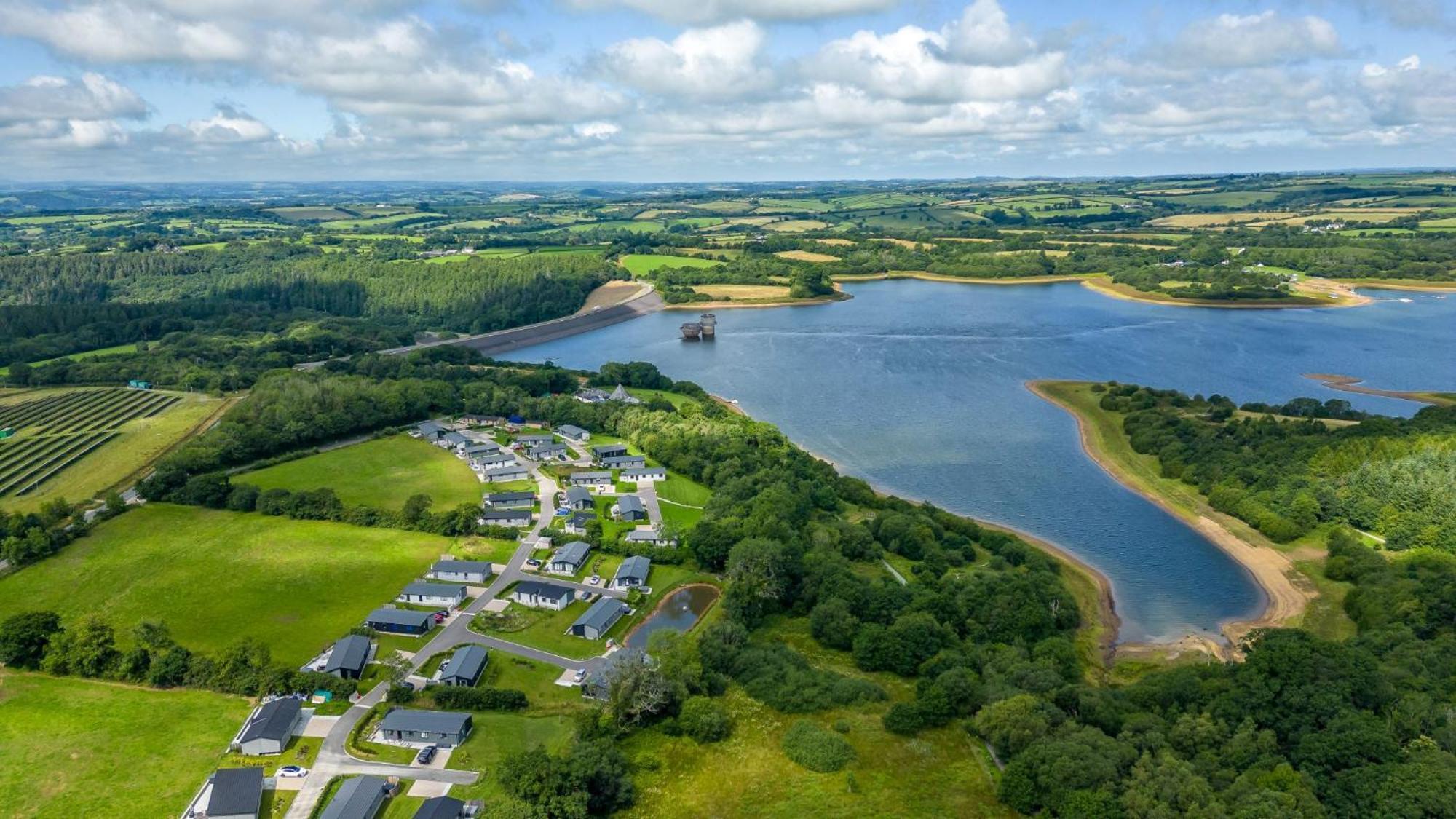Buttercup Lodge, 33 Roadford Lake Lodges Lifton Dış mekan fotoğraf